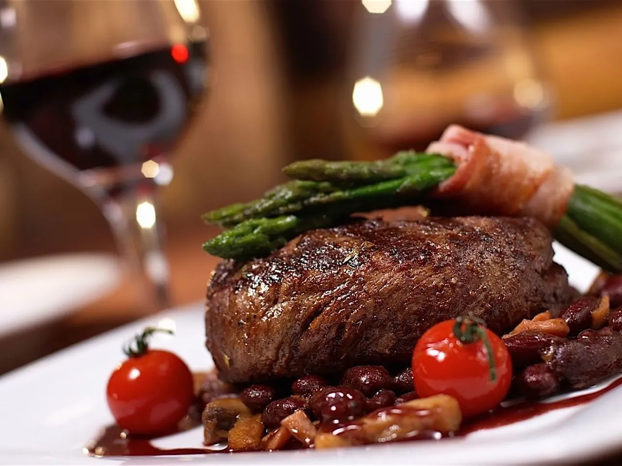 Steak, mushrooms & red wine served at Best Western Premier Calgary Plaza Hotel